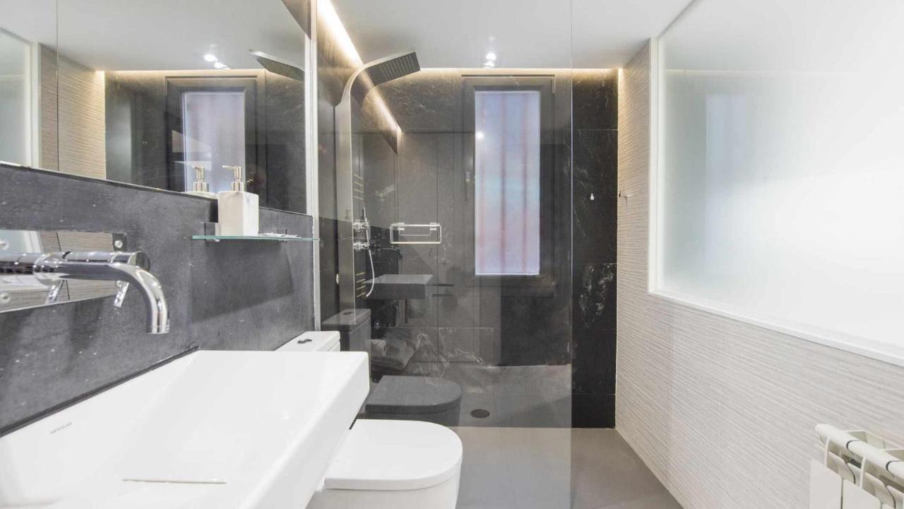 Apartamento Deluxe Cerca De La Catedral By Toledo Ap Exterior foto
